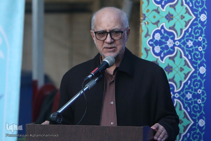 تجلیل از پیشکسوت گمنام و طرح مطالبهای جدی در نهمین دیدار نوروزی جامعه قرآنی تجلیل از پیشکسوت گمنام و طرح مطالبهای جدی در نهمین دیدار نوروزی جامعه قرآنی