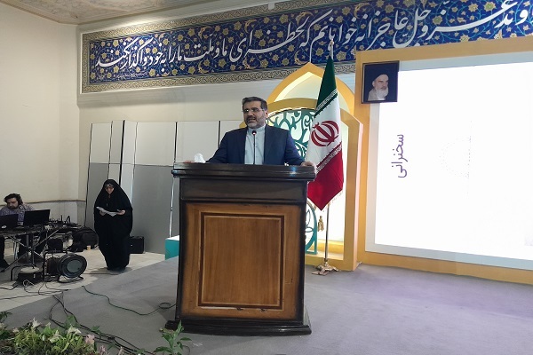 نمایشگاه قرآن در شان ام القرای جهان اسلام برپا شده است