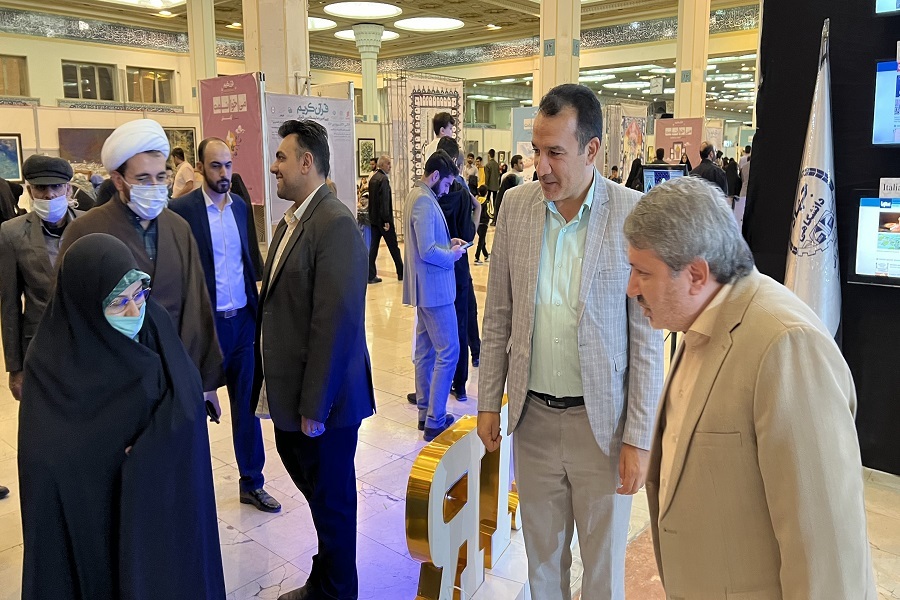 انسیه خزعلی از ایکنا بازدید کرد