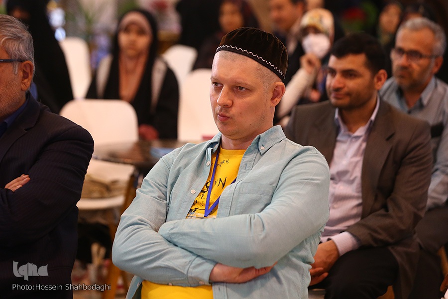 عهدنامه مالک اشتر سرشار از مبانی حقوق بشری است عهدنامه مالک اشتر سرشار از مبانی حقوق بشری است / در حال تکمیل