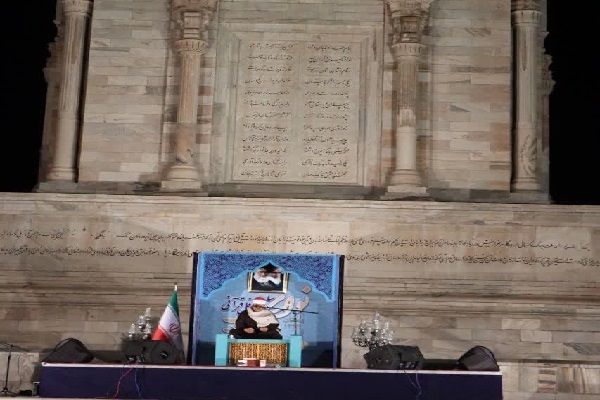 حضور قاری مصری در آرامگاه فردوسی + عکس