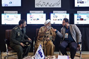 حضور رئیس سازمان عقیدتی ـ سیاسی ارتش در غرفه ایکنا