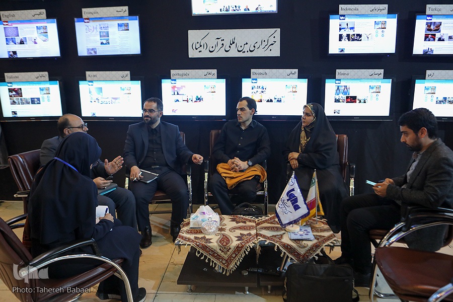 نشست فعالان قرآنی با مسئولان وزارت علوم