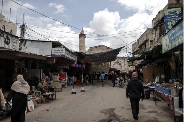 انس فلسطینیان با مسجد تاریخی العمری در قلب غزه/اماده