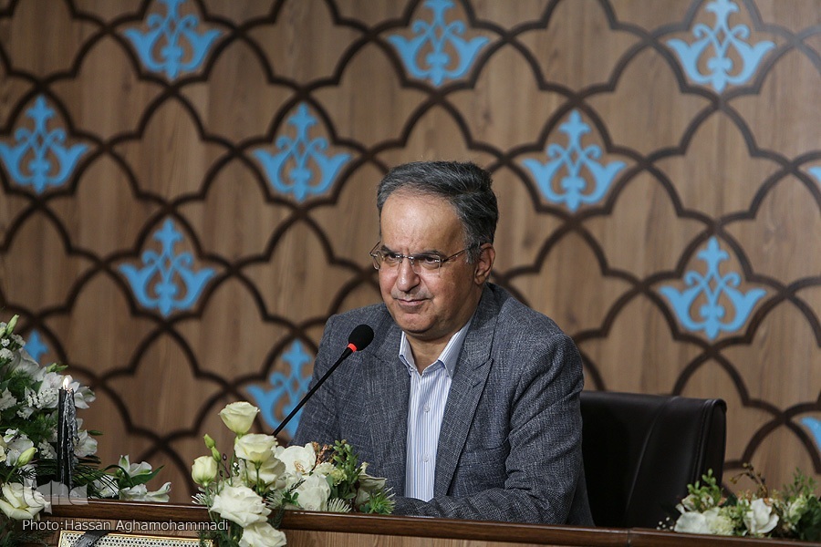 عماد افروغ پرچمدار نقد درون‌گفتمانی بود