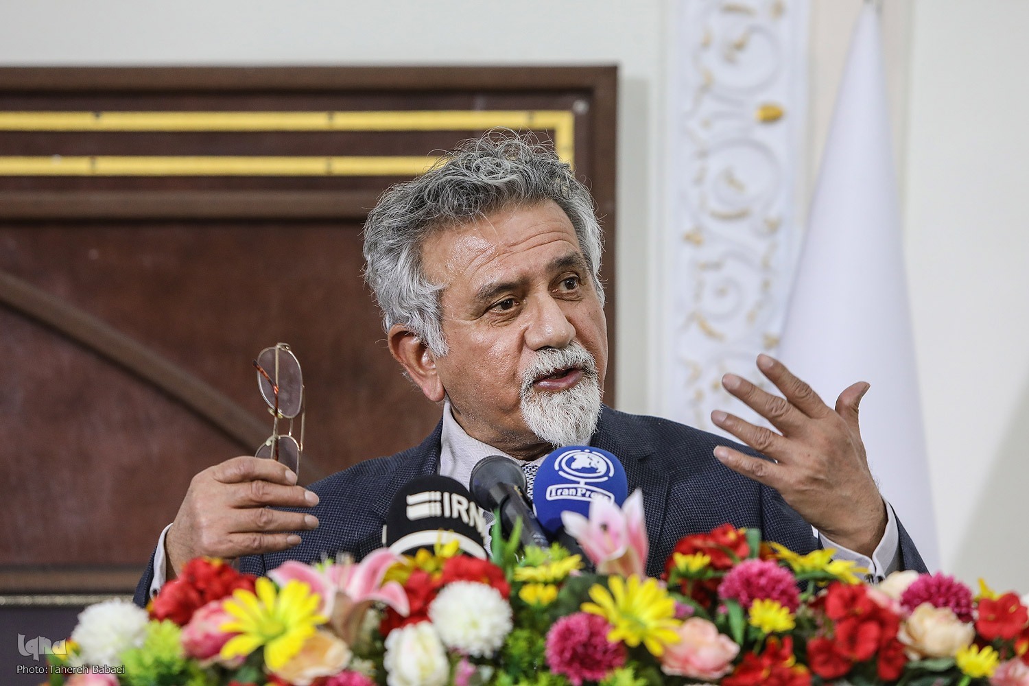 گران‌مایه‌ترین دستاورد دکتر رواقی گسترش جغرافیای زبان پارسی است