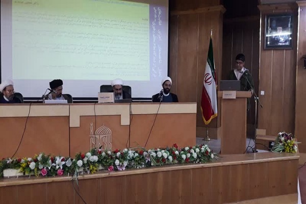 تبیین نگاه ویژه رهبر معظم انقلاب به فهم قرآن و تدبر در آیات کلام وحی