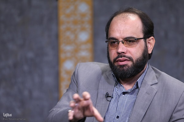 پاسخ قاطع نویسنده «نیستان دی» به مدعیانی که مستندگاری را ادبیات نمیدانند پاسخ قاطع نویسنده «نیستان دی» به مدعیانی که مستندگاری را ادبیات نمیدانند