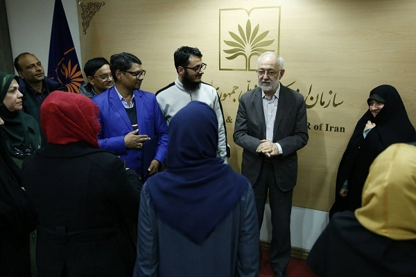 فرهنگ نویسی مهر تاییدی بر اشتراکات زبانی ایرانیان و هندویان است