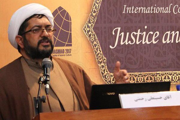 فضای مجازی به مثابه آیینه زیستبوم جامعه ایران/ نباید از تحولات اجتماعی غافلگیر شویم فضای مجازی به مثابه آیینه زیستبوم جامعه ایران/ نباید از تحولات اجتماعی غافلگیر شویم