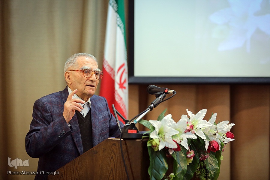 «زندگی» به روایت کریم مجتهدی