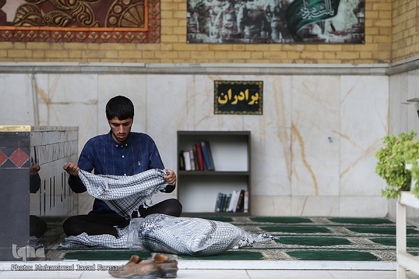 جهاد طلاب حوزه علمیه برای آگاهسازی مردم جهاد طلاب حوزه علمیه برای آگاهسازی مردم