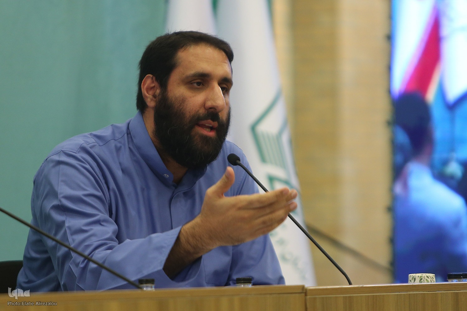 چالشها و اقدامات صدا و سیما در تأثیرگذاری تلاوت قرآن بر عموم مردم چالشها و اقدامات صدا و سیما در تأثیرگذاری تلاوت قرآن بر عموم مردم