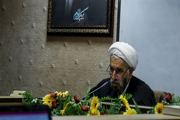 علیرضا پیروزمند