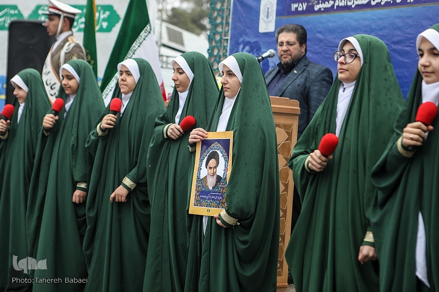 مردم ایران در 12 بهمن تاریخ را تغییر دادند