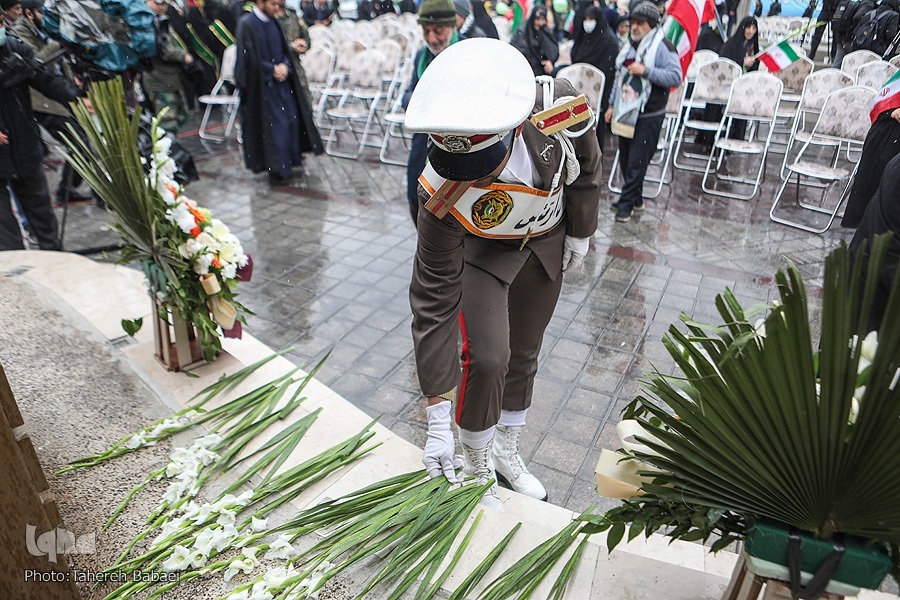 مردم ایران در 12 بهمن تاریخ را تغییر دادند