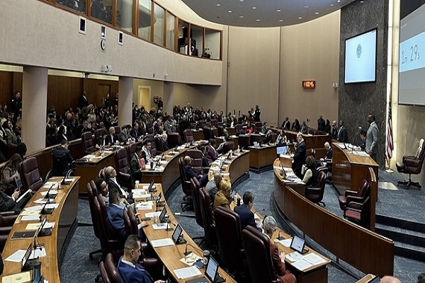 از بمباران محوطه بیمارستان اروپایی غزه تا واکنش به طرح ممنوعیت ورود فلسطینیان به آمریکا از بمباران محوطه بیمارستان اروپایی غزه تا واکنش به طرح ممنوعیت ورود فلسطینیان به آمریکا