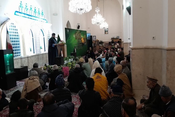 ویژه برنامه «نگین نبوت» با حضور زائران غیرایرانی برگزار شد