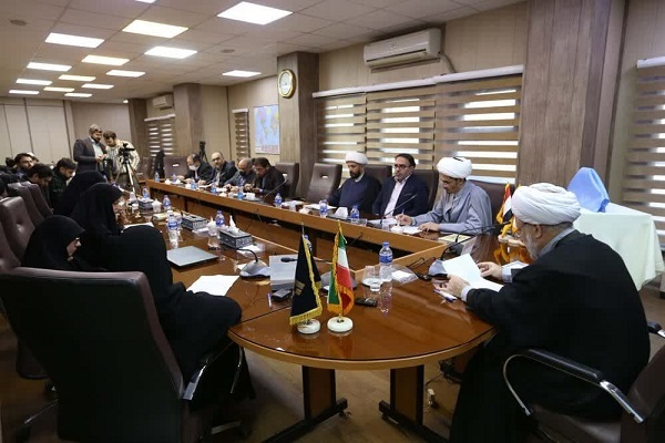 اعلام فراخوان همایش بین‌المللی «چالش‌های هویتی زن مسلمان معاصر و الگوی فاطمی»