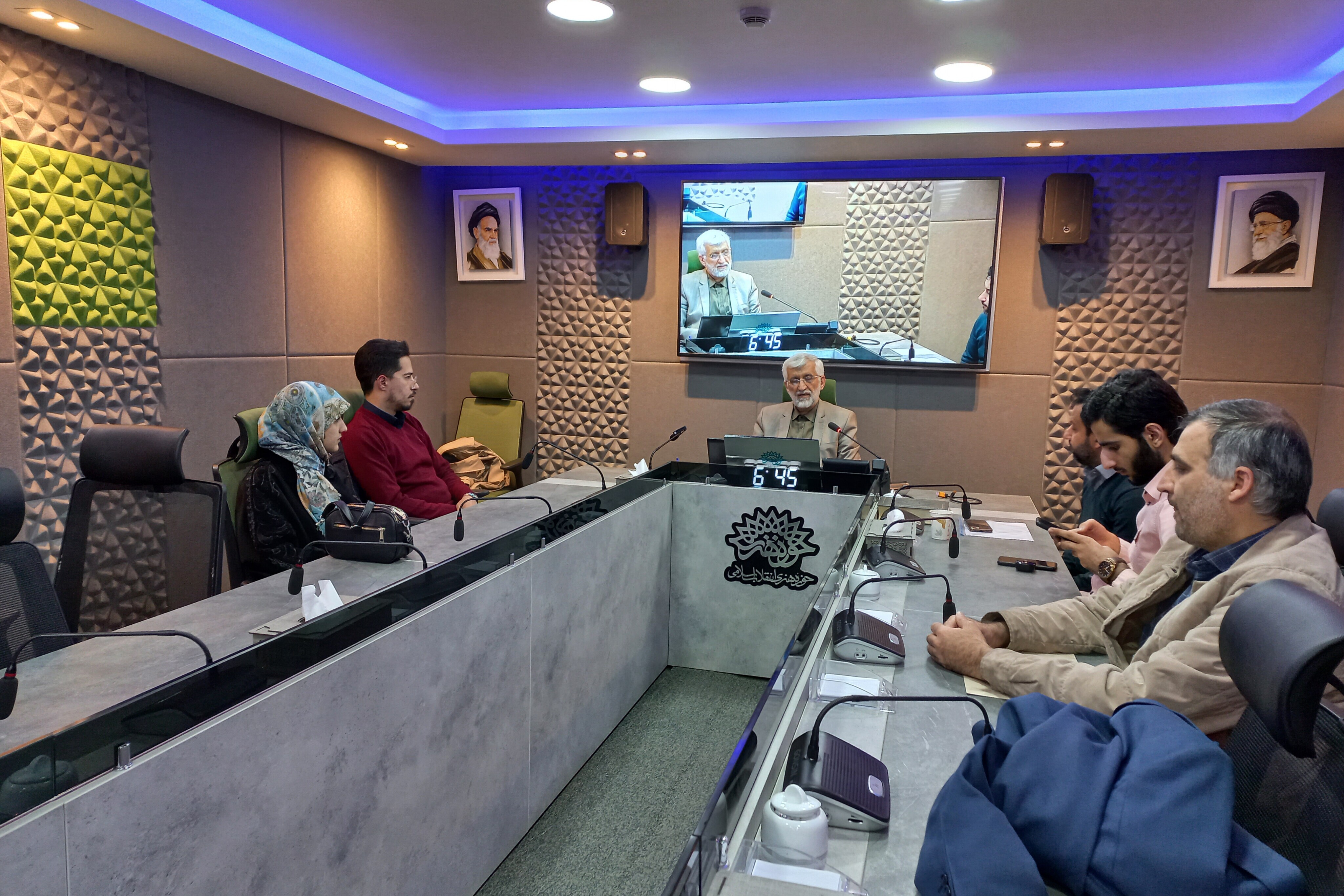 نشستی از سلسلهنشستهای حکمت سیاسی اسلام در قرآن با سخنرانی سعید جلیلی، عضو مجمع تشخیص مصلحت نظام نشستی از سلسلهنشستهای حکمت سیاسی اسلام در قرآن با سخنرانی سعید جلیلی، عضو مجمع تشخیص مصلحت نظام