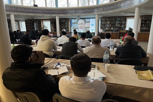 مدرسه زمستانی «مطالعات قرآنی در جهان معاصر» در هامبورگ برگزار شد