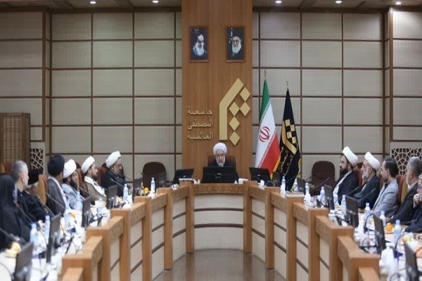 المصطفی، پرچمدار یک تفکر و اندیشه تازه در عالم است