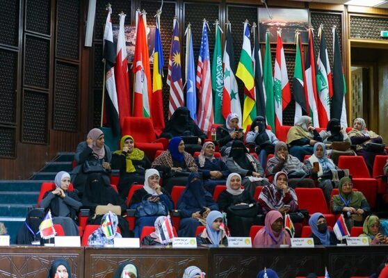 آغاز به کار هجدهمین دوره مسابقات بین‌المللی قرآن بانوان در اردن + عکس