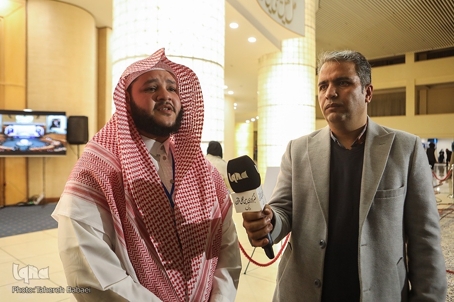 حافظ عربستانی: مسابقات قرآن ایران را سرشار از معنویت و روحانیت یافتم