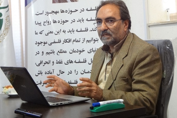 گفتگو با علی موحدیان عطار؟