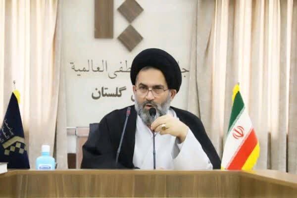 علما، پیام سعادت و هدایت را به آحاد جامعه می‌رسانند