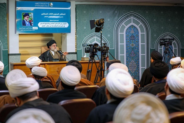 آغاز سومین گردهمایی سالانه مبلغان عراق در نجف + عکس