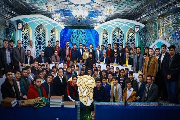 اوج هیجان در شب پایانی جشنواره تلاوت‌های تقلیدی + عکس و فیلم