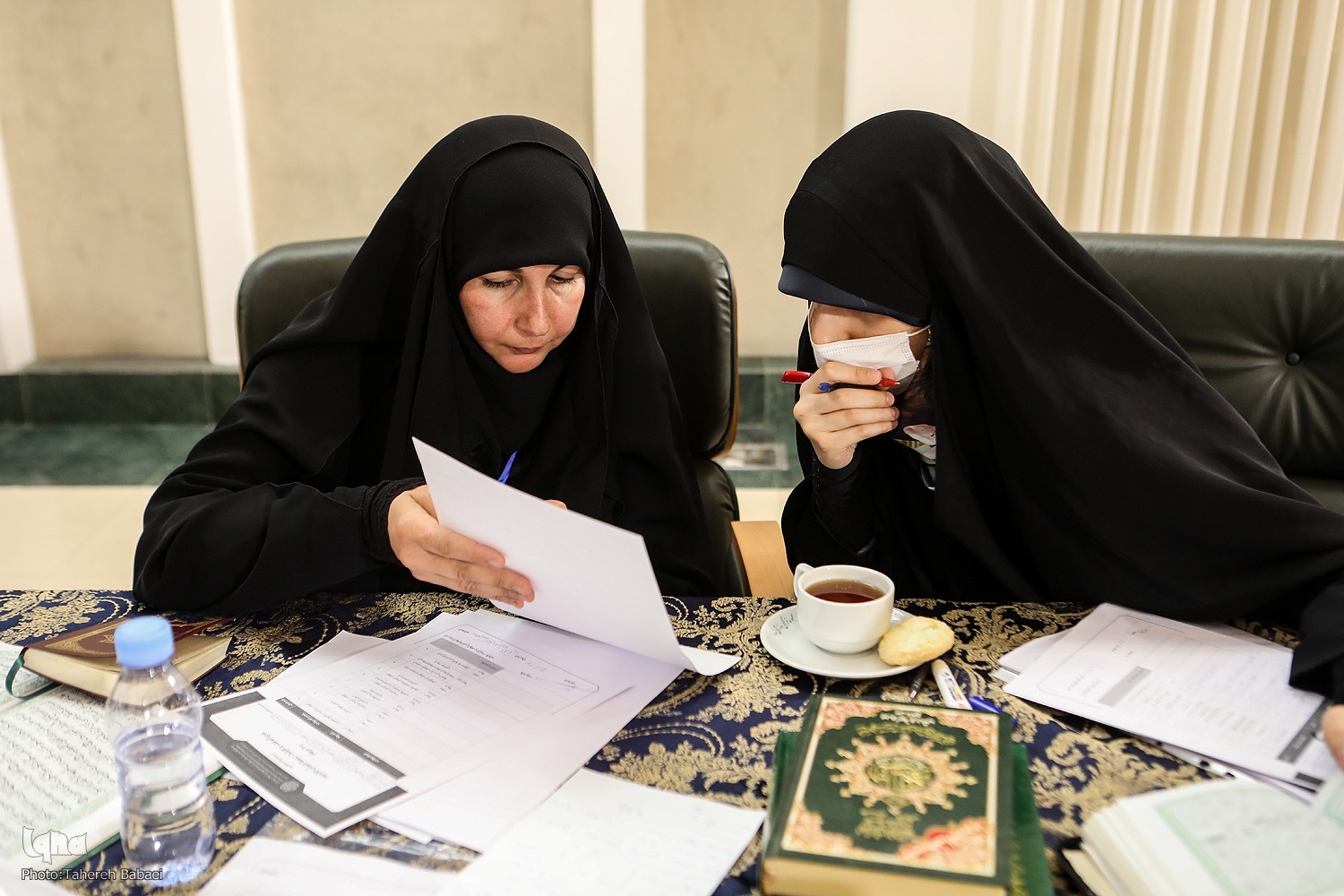 برای داشتن جامعه ای سالم باید از خود و خانواده خود شروع کنیم