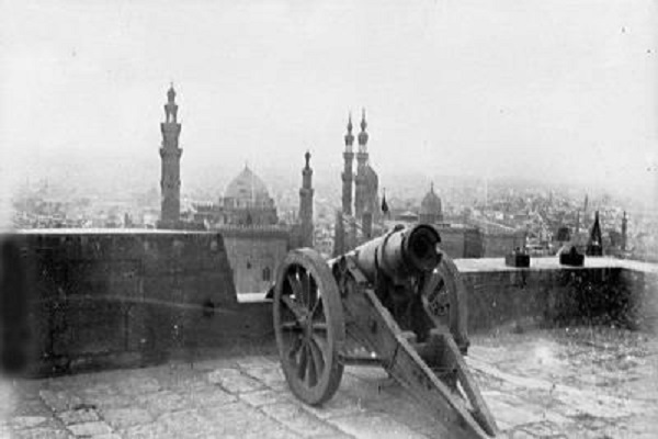 توپ ماه رمضان: سنتی کهن و پایدار توپ ماه رمضان: سنتی کهن و پایدار