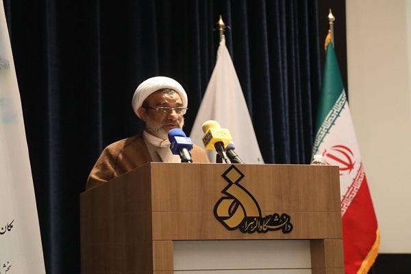 ضرورت معرفی الگوی سوم زن مسلمان به جهانیان