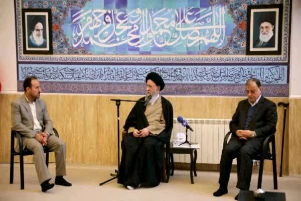 شهدا و جانبازان، آیات انقلاب اسلامی هستند