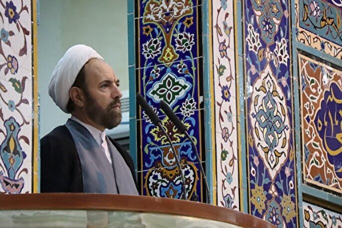 امر به معروف و نهی از منکر وظیفه اجتماعی است