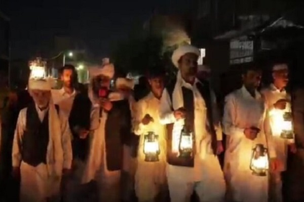 دوشنیه 28 اسفند/// دستگیری از یتیمان به تاسی از حضرت علی(ع) در «رمضونیکه»