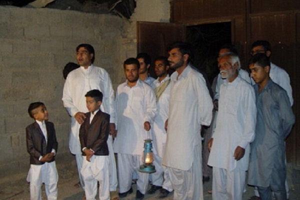 دوشنیه 28 اسفند/// دستگیری از یتیمان به تاسی از حضرت علی(ع) در «رمضونیکه»