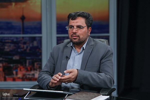 تلاش برای اضافه شدن بخش اساتید به جشنواره ملی قرآن دانشجویان؛ پیوند قرآن و سلامت