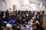 عکس | ضیافت افطاری در حرم امام رضا(ع)‎