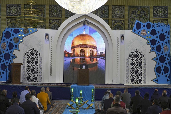 محفل قرآنی شب نیمه شعبان در مسجد مقدس جمکران برگزار شد
