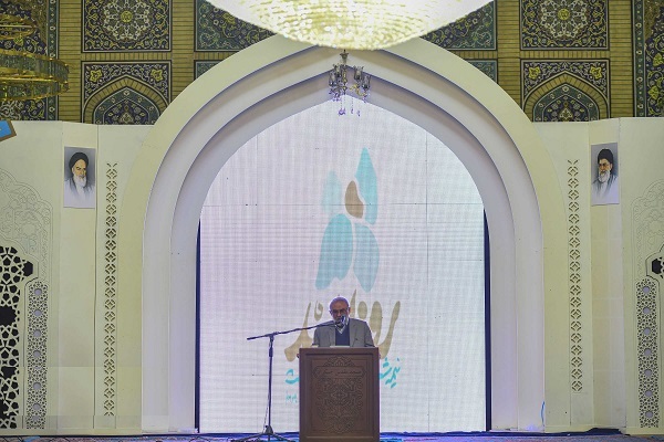 محفل قرآنی شب نیمه شعبان در مسجد مقدس جمکران برگزار شد