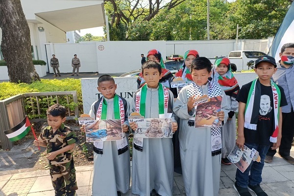 برگزاری تجمع همبستگی با فلسطین در تایلند + عکس برگزاری تجمع همبستگی با فلسطین در تایلند + عکس