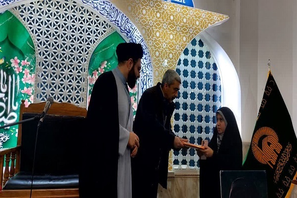 بر اساس روایات، بخشی از یاران امام عصر (عج) را زنان تشکیل میدهند بر اساس روایات، بخشی از یاران امام عصر (عج) را زنان تشکیل میدهند