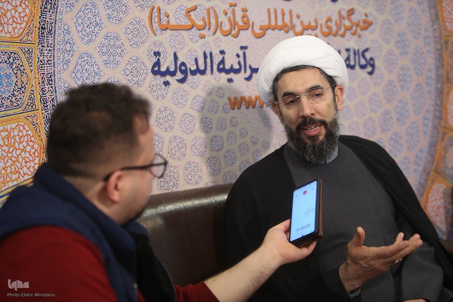 حجتالاسلام والمسلمین مصطفی رستمی حجتالاسلام والمسلمین مصطفی رستمی