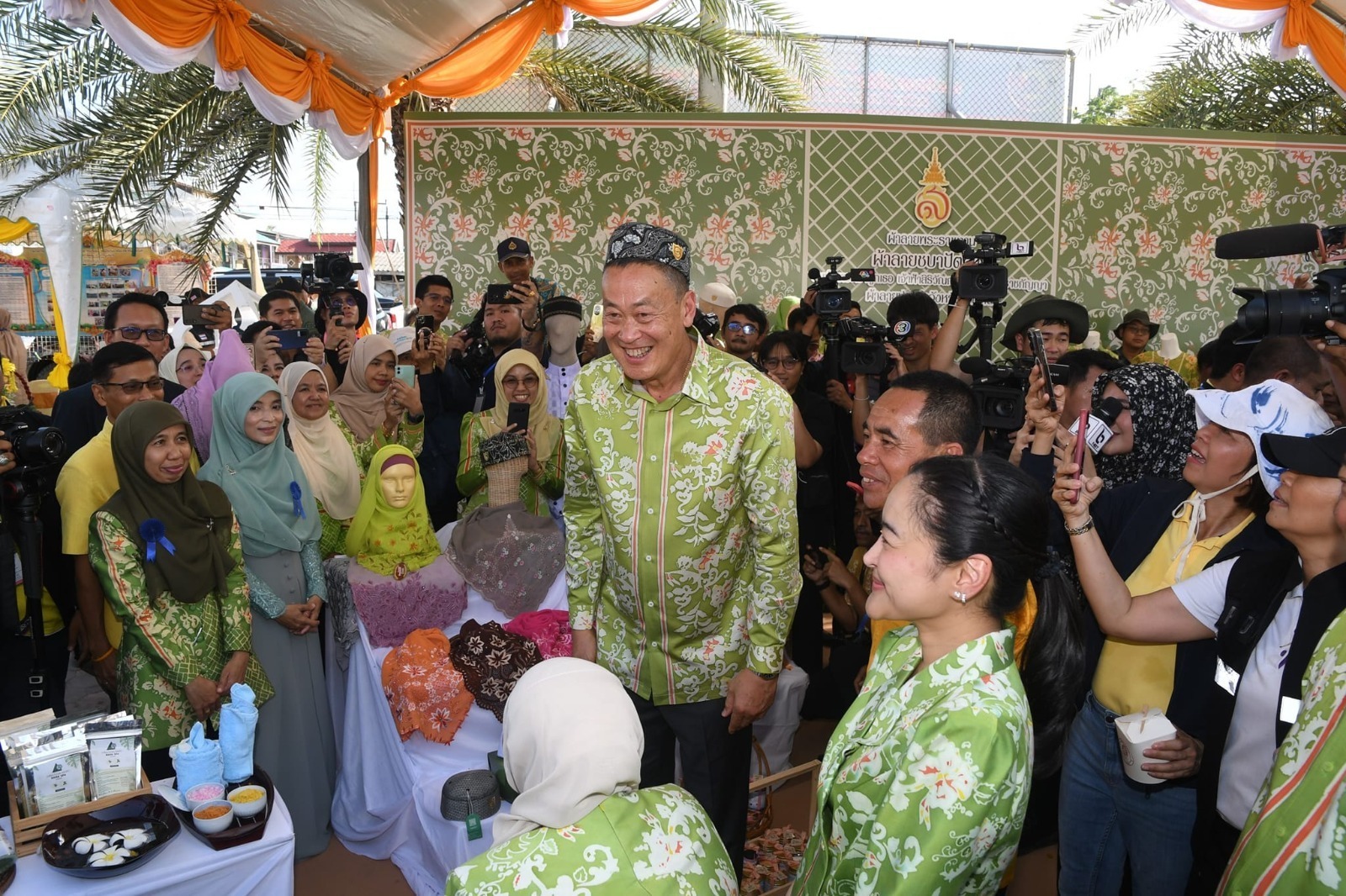 نخست‌وزیر تایلند با علما و مسلمانان دیدار می‌کند