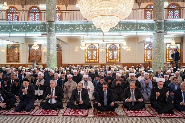 حضور بشار اسد در نماز عید فطر دمشق + عکس 