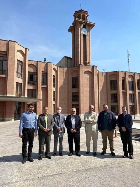 برج ساعت مرکز دائرة‌المعارف بزرگ اسلامی دوباره به حرکت درآمد