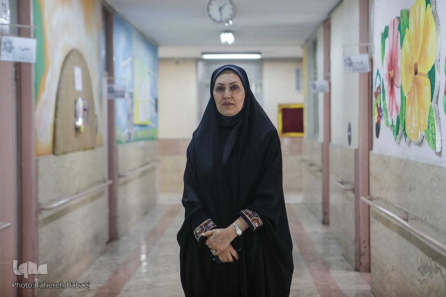 مهناز تسلیمی مهناز تسلیمی